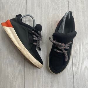 Sorel Women's Black & Red Out N About Plus Street Sneakers Size 8.5